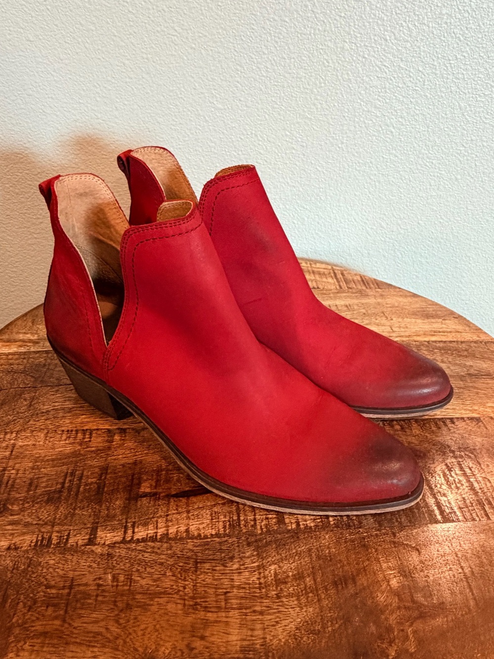 Overland Women’s Red Leather Western Ankle Boots Distressed Cutout Booties 40 9